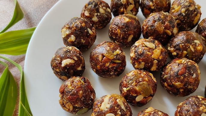 Dry Fruit Energy Balls